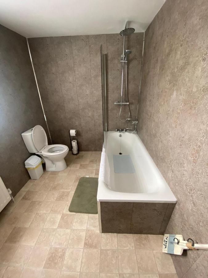 Mairead - Cosy Property In Gaeltacht Quarter Belfast Eksteriør bilde