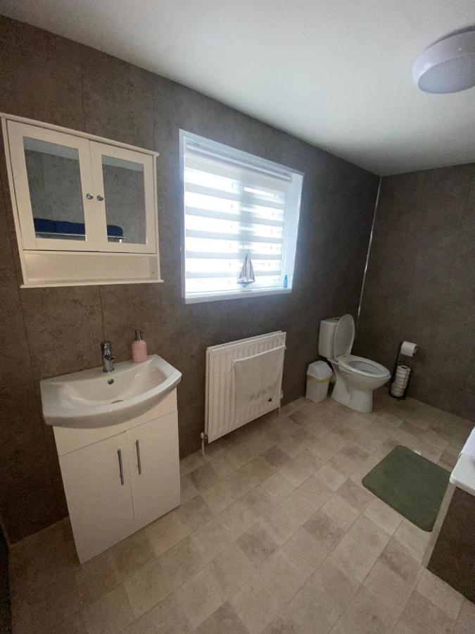Mairead - Cosy Property In Gaeltacht Quarter Belfast Eksteriør bilde