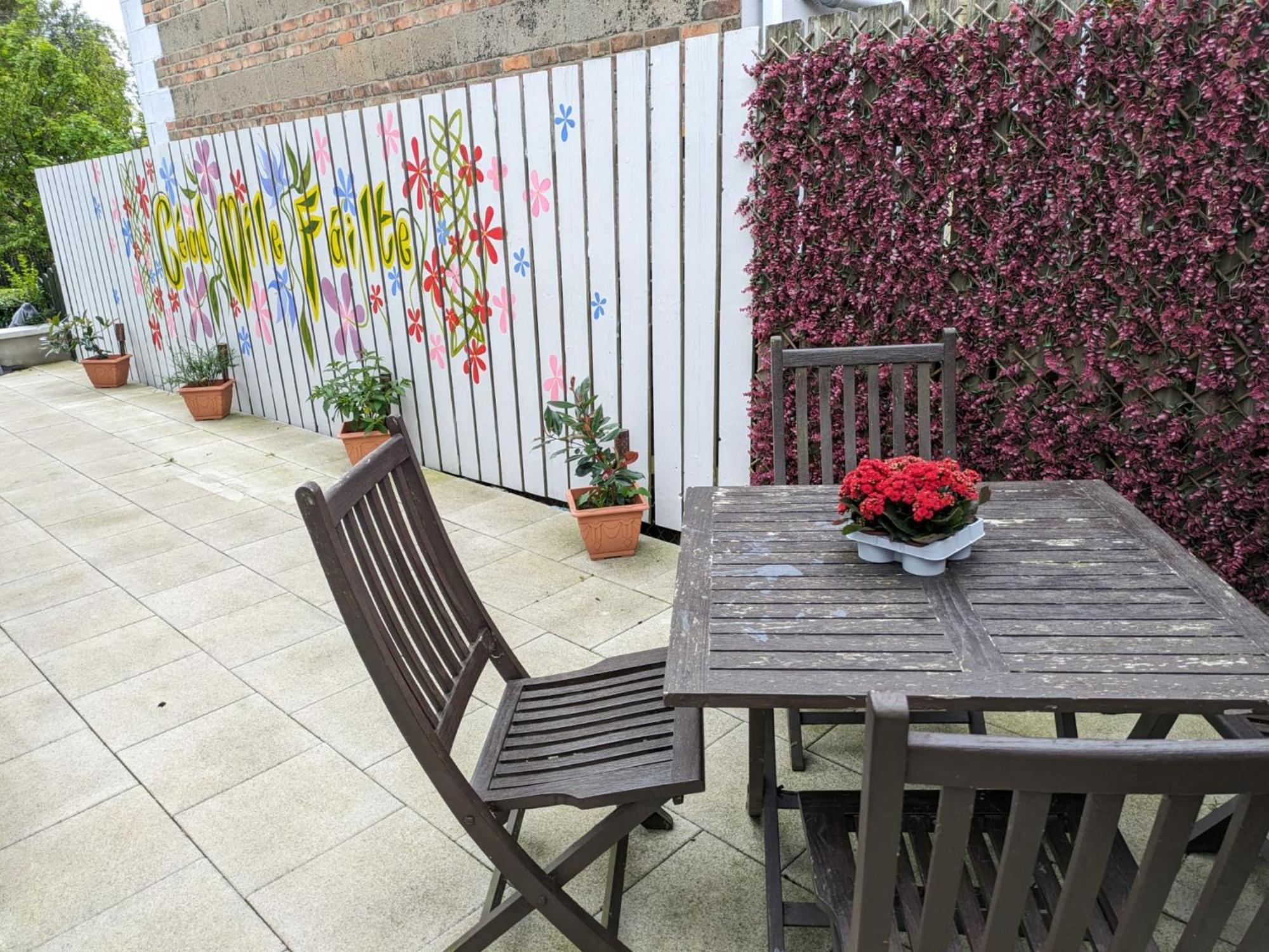 Mairead - Cosy Property In Gaeltacht Quarter Belfast Eksteriør bilde